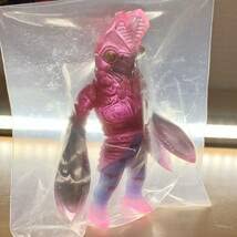 Amazon.co.jp: MAXTOY バルタン星人 クリアピンク One up